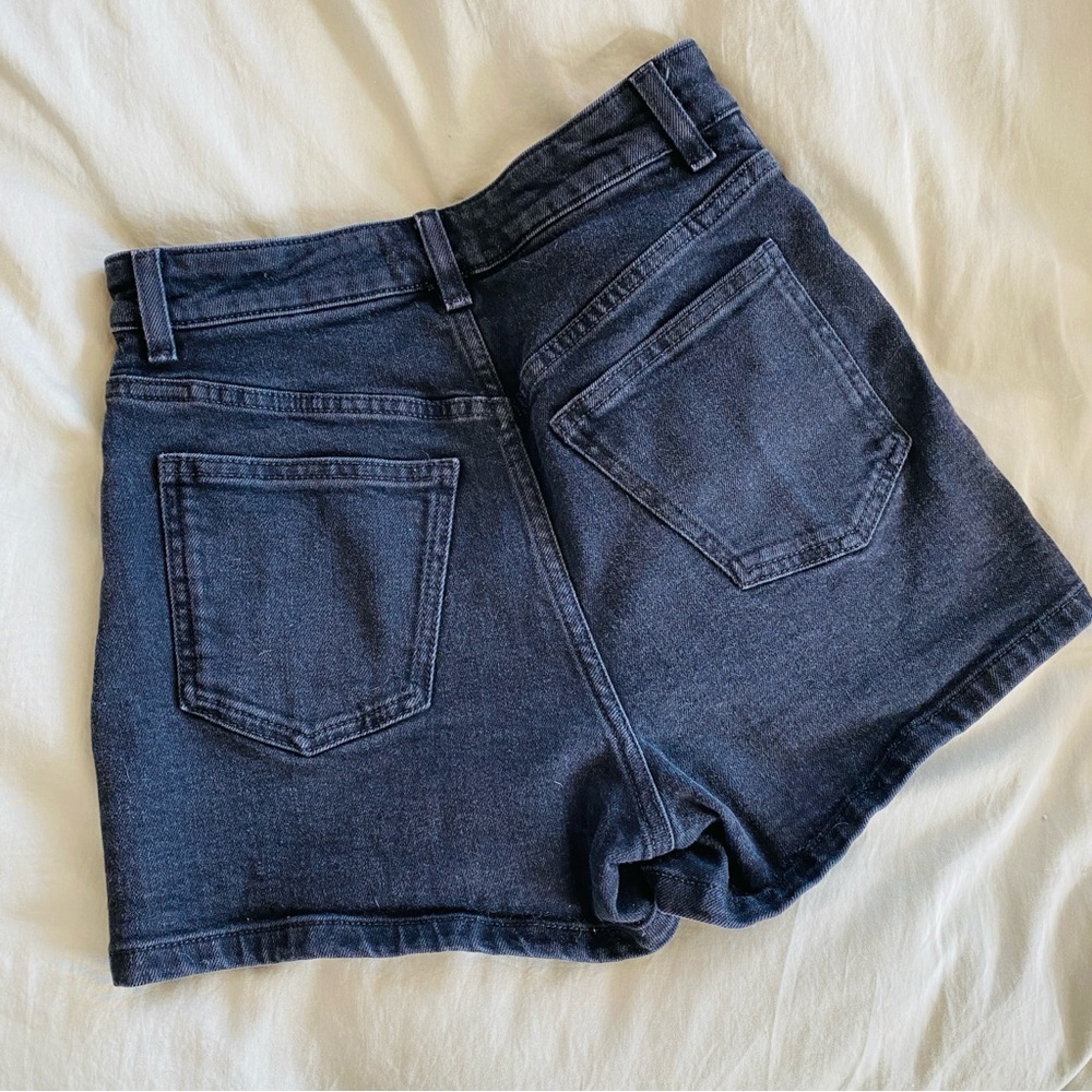 & Other Stories High Waist Dark Denim Shorts Black - Picture 3 of 3